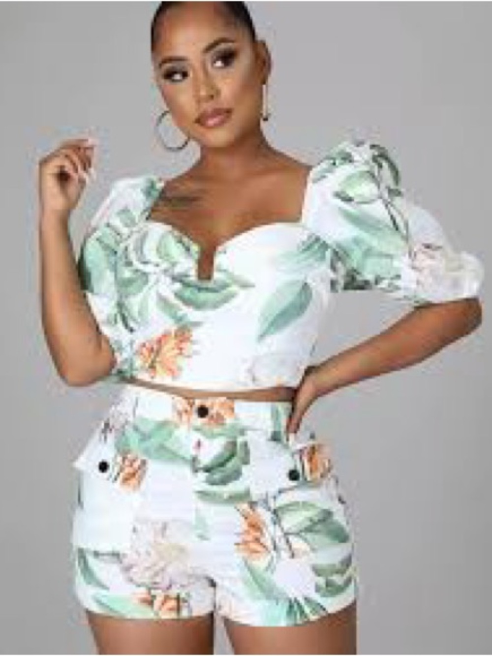 CLEARANCE!!!!!!!!       A.Peach Boutique Two Pieces Set on Large